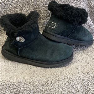 UGG Women's Mini Bailey Button Bling Winter Boot